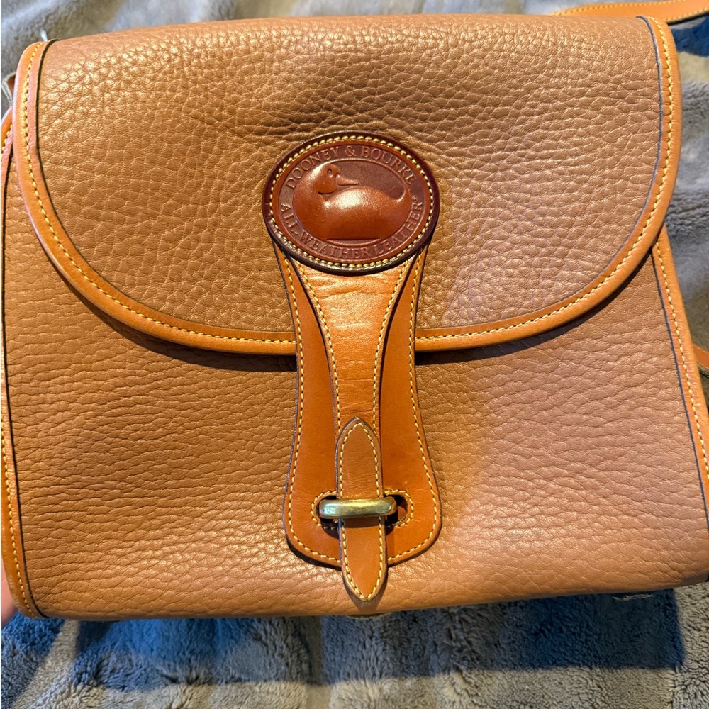 Dooney & Bourke Vintage Essex All Weather Leather Purse w/ Adjustable Strap